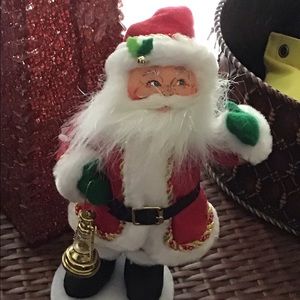 NWT Annalee 9" Holiday Twist Santa 400511